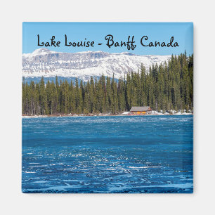 Bootshaus neben dem Lake Louise - Banff, Kanada Magnet