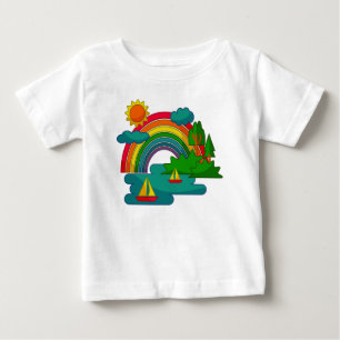 Bootslandschaft unter Sonnenwolken und Regenbogen Baby T-shirt