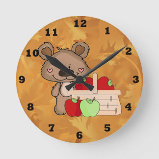 Boppy Bear Apple Wall Clock Runde Wanduhr