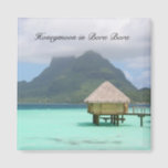 Bora Bora Honeymoon Magnet<br><div class="desc">Überwasserbungalow in der exotischen Lagune von Bora Bora. Der Otemanu ist im Hintergrund. Wir haben hier unsere Flitterwochen verbracht. Passen Sie die Formulierung an Ihre Bedürfnisse an!</div>