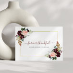 Bordeaux Blütenhochzeit danke Karte<br><div class="desc">Ein Blumendesign mit einer eleganten Blume in Aquarellbordeauxtönen und Rot. Der Text und andere Features auf dieser Karte können personalisiert sein.</div>