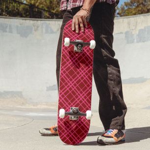 Bordeauxrosa Karo-Gitter-Design Skateboard