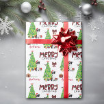Border Collie, Bird and Christmas Tree Geschenkpapier<br><div class="desc">Das wiederholte Muster auf diesem niedlichen Weihnachtsverpackungspapier ist ein Bild einer wunderschönen schwarz-weißen Border Collie, die eine rot-weiße Weihnachtsmannmütze trägt. Der Hund sitzt neben einem geschmückten Weihnachtsbaum unter hellen Geschenkpackungen. Ein Stiervogel landet auf dem Baum dahinter. Stilisierter, roter und schwarzer Büffel karierter Text sagt MERRY CHRISTMAS", und Ihre eigene Unterschrift...</div>