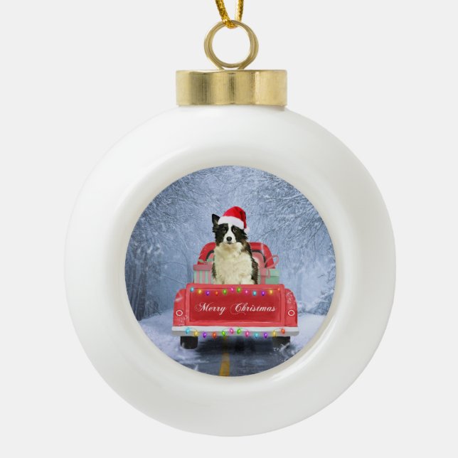 Border Collie Dog in Snow sitzen in Weihnachten Keramik Kugel-Ornament (Vorderseite)