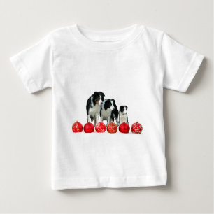 Border Collie Hunde mit Red Christmas Ornaments Baby T-shirt