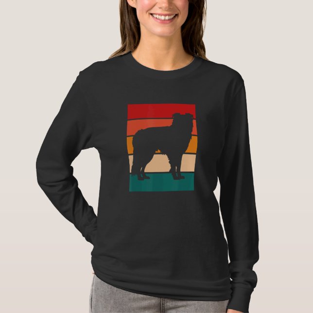 Border Collie Silhouette mit retrofarbenem Hinterg T-Shirt (Vorderseite)