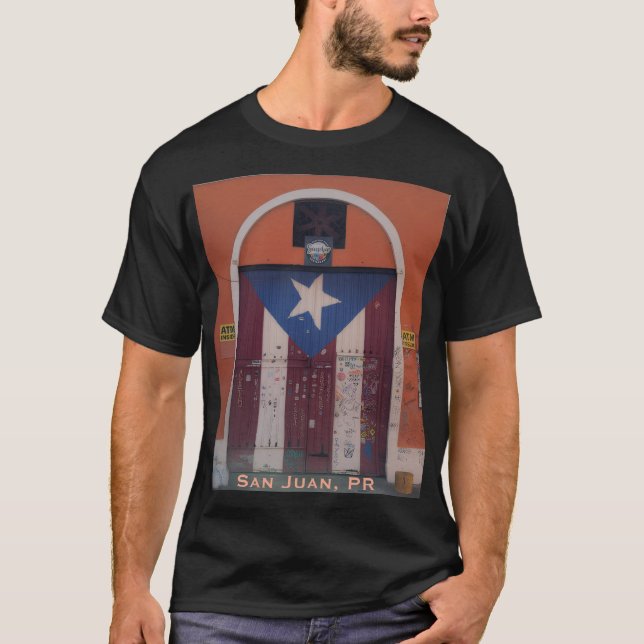 Boricua Gateway: Puerto Rican Flag Garage Door T-Shirt (Vorderseite)