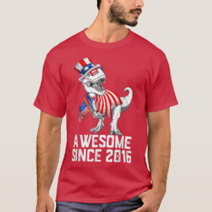 Born in 2016 6 Years Old Made in 2016 6th Birthday T-Shirt