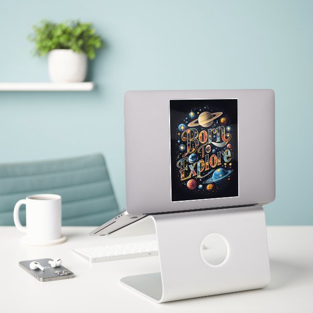 Born To Explore – Farbexplosion Aufkleber (Laptop auf Schreibtisch)