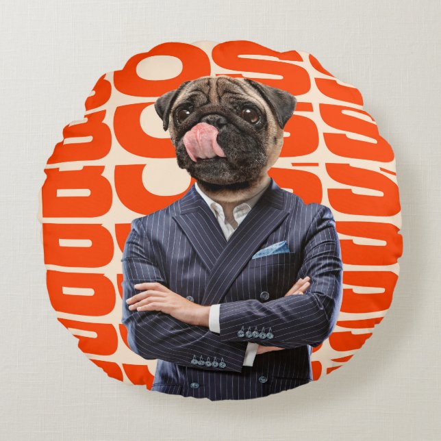Boss headed by dog head standing with hands crosse rundes kissen (Vorderseite)