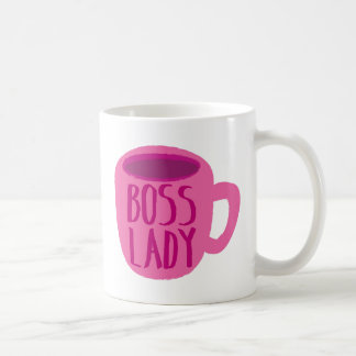 BOSS Lady mit rosa Kaffeetasse