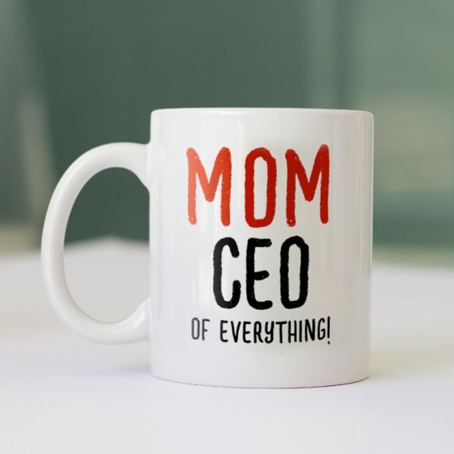 Boss Mama | Vater Funny Modern Red Black Typografy Zweifarbige Tasse (Von Creator hochgeladen)
