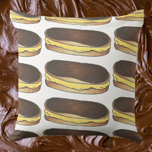 Boston Cream Pie Chocolate Eclair Dessert Pastry Kissen