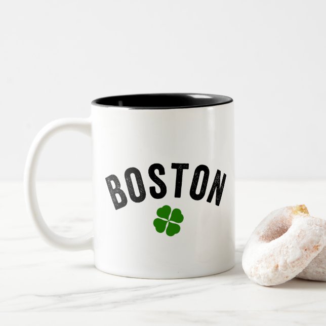 Boston Irish Kleeblatt Zweifarbige Tasse (Mit Donut)
