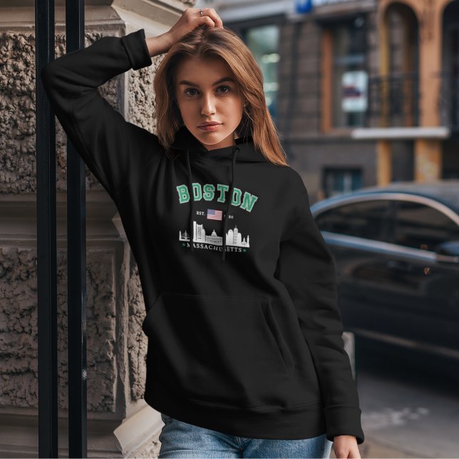 Boston Massachusetts Est. 1630 Funny Travel Hoodie (Von Creator hochgeladen)