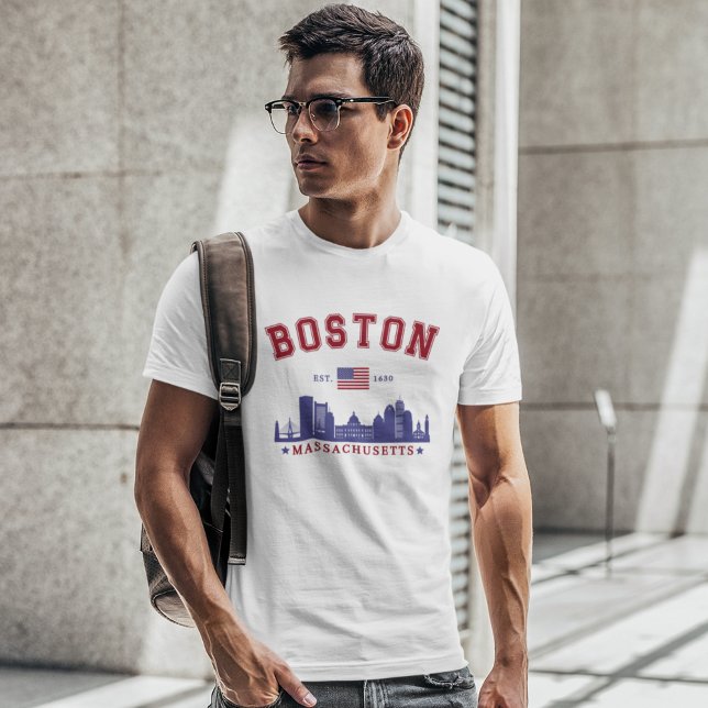 Boston Massachusetts Est. 1630 Travel T-Shirt (Von Creator hochgeladen)