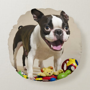 Boston Terrier Dog Playing with Toys Rundes Kissen