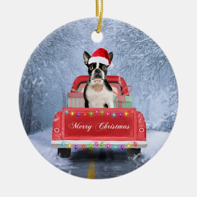 Boston Terrier Dog Snow sitzt im Truck Keramik Ornament (Vorne)