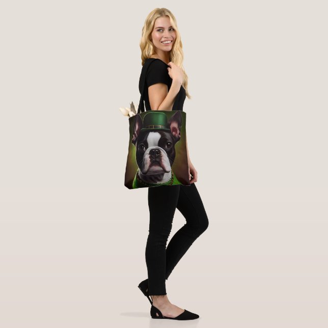 Boston Terrier Hund in St. Patrick's Day Dress (Am Model)