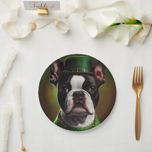 Boston Terrier Hund in St. Patrick's Day Dress Pappteller (Hochzeit)