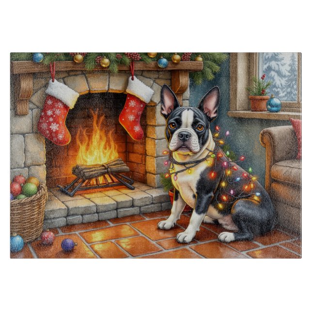 Boston Terrier Kamin mit Weihnachtslichtern Schneidebrett (Vorderseite)