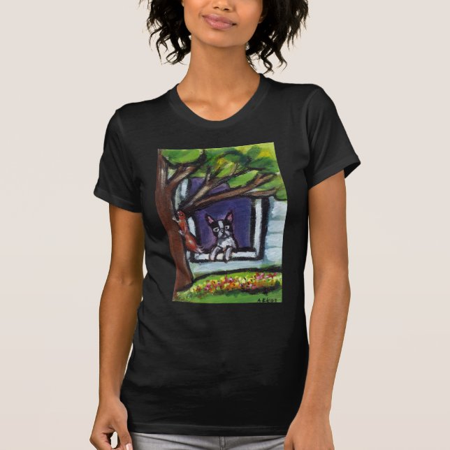 Boston Terrier mustert Eichhörnchen in der T-Shirt (Vorderseite)