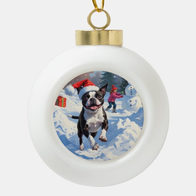 Boston Terrier Weihnachtsfest Schneeszene Keramik Kugel-Ornament (Vorderseite)
