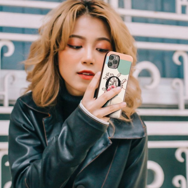 Botanische Form Boho Retro mit Name 1. Hauptstadt  iPhone Hülle (Von Creator hochgeladen)