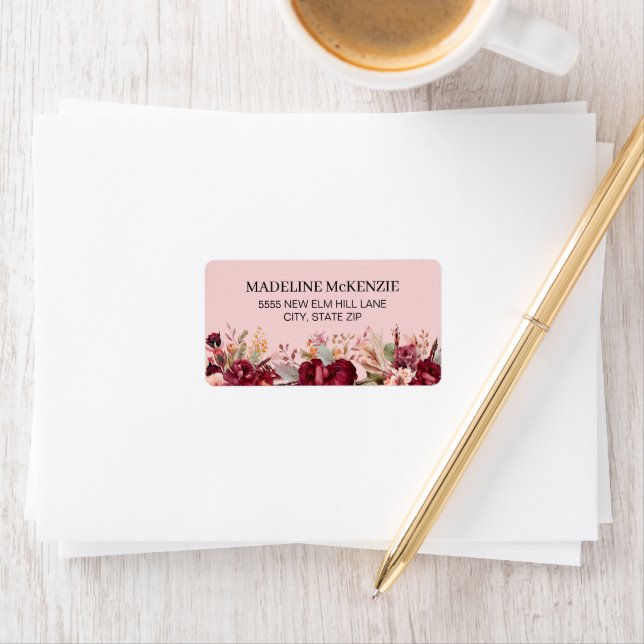 Botanische Frauen in Rosa Adressaufkleber (Insitu)