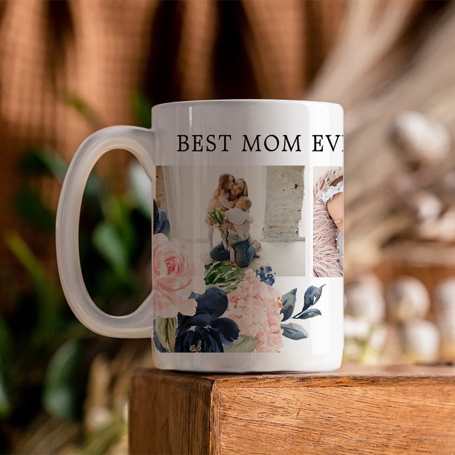 Botanische Mama Beste Blüte je Fotomaterial Kaffeetasse (Presenting a custom-crafted Mother's Day mug with beautiful florals framing a photo collage)