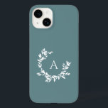 Botanische Monogramm erste Aquamarine Türkis Case-Mate iPhone 14 Hülle<br><div class="desc">Ein handgezeichneter,  halbmondfarbener Kranz aus Blätter und Lorbeeren umgibt Ihr Monogramm oder Ihren Initialzünder. Die minimale Blumenbildeur ist perfekt für ein rustikales oder Bauerngefühl. Klicken Sie auf die Schaltfläche Anpassen,  um die Hintergrundfarbe zu ändern oder um mehr Text hinzuzufügen.</div>