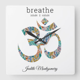 Botanische Schrift, Om-Symbol, 10.75 Quadratische Wanduhr