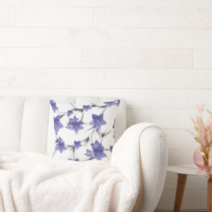 Botanischer lila Blütenkalb Kissen