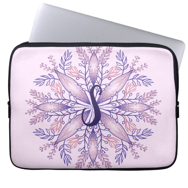 Botanischer Monogramm-Cogagecore boho blumenrosa Laptopschutzhülle (Vorderseite)