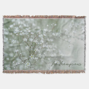Botanisches Baby's Breath-Blumenfoto mit Namen Decke