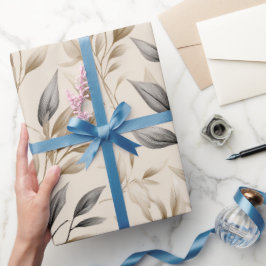 Botanisches Olivenblatt Beiges Blumenmuster Geschenkpapier