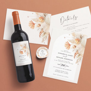 Botanisches Pampasgras aus rustikalem Bohemian Weinetikett