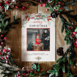 Botanisches Wasserfarben Holly Frohe Weihnachtsfes Feiertagskarte<br><div class="desc">Sie werden diese wunderschönen Weihnachtskarten Liebe! Die botanische Aquarellgestaltung mit Misteloe, Kiefernästen, Beeren und Babys atmen. Oben heißt es frohe Weihnachten und rechts unten können Sie ein Bild hinzufügen. Der untere Teil der Karte hat einen Platz für eine kleine Nachricht und dann können Sie Namen und das Jahr unter dieser...</div>
