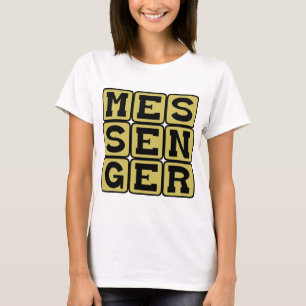 Bote, einer der liefert T-Shirt