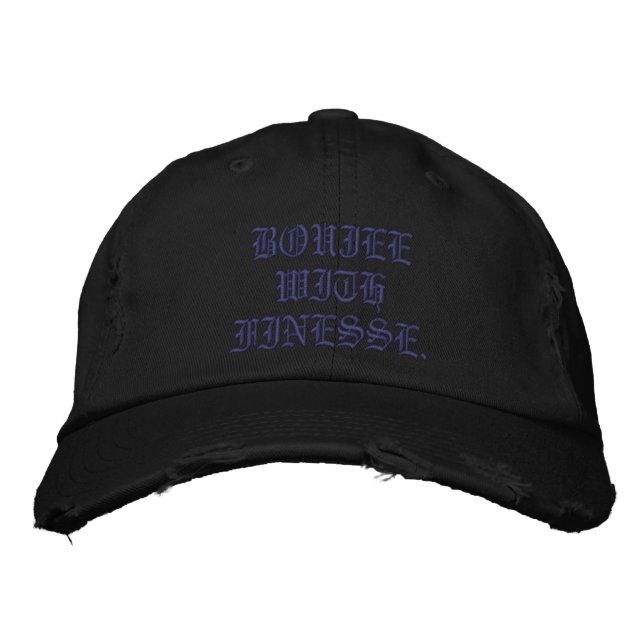 Boujee mit Finesse Trending Hat Bestickte Baseballkappe (Vorderseite)