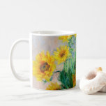 Bouquet der Sonnenblumen Claude Monet Kaffeetasse<br><div class="desc">Bouquet mit Sonnenblumen. Claude Monet. 1881. Reproduktion berühmter Kunstbilder im öffentlichen Bereich.</div>