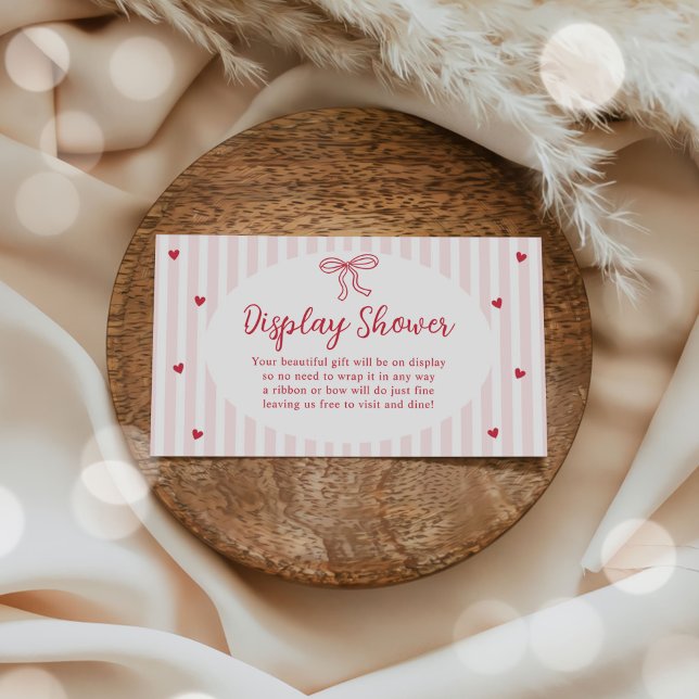 Bow Hearts Valentine Baby Shower Display Shower Begleitkarte (Von Creator hochgeladen)