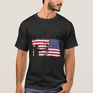 Bow Junting American Flag Archery Lover Gift T-Shirt