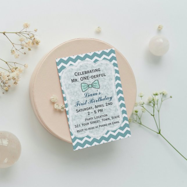 Bow Krawatte 1. Geburtstag Einladung (Von Creator hochgeladen)