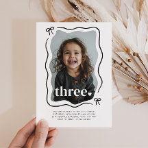 Bow Wavy Border Foto 3. Geburtstag Einladung