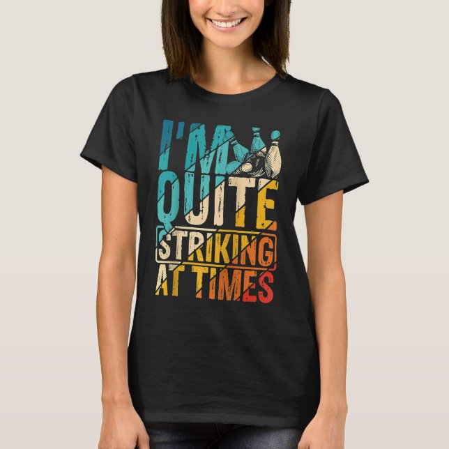 Bowling Ball Button Bowler Strike Bowling Team Bow T-Shirt (Vorderseite)