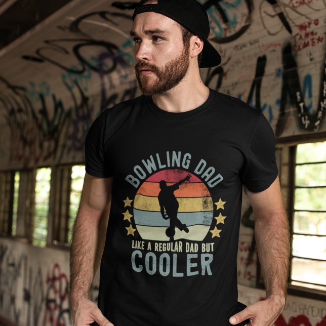 Bowling Dad Like a Regular Dad But Cooler T-Shirt (Von Creator hochgeladen)