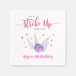 Bowling erwischt ein lustiges Mädchen Serviette