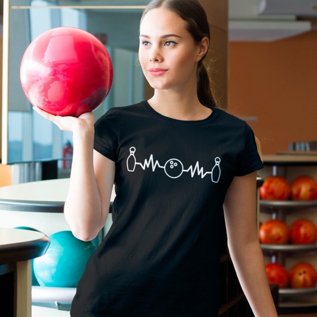 Bowling Heartbeat Funny Bowler Ball T-Shirt (Von Creator hochgeladen)