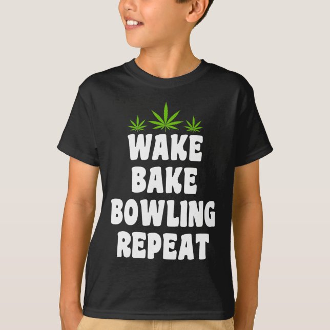 Bowling- und Weed-Raucher  T-Shirt (Vorderseite)